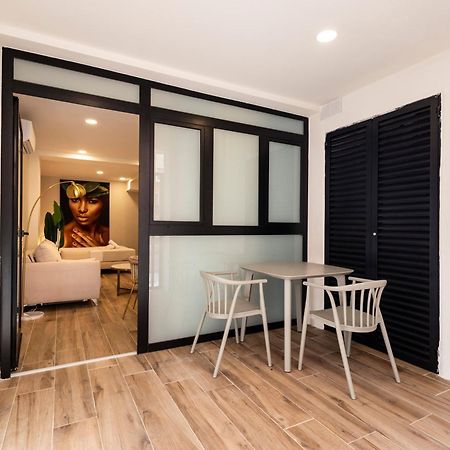 Cortes Suites By Concept Flats Valencia Exterior foto