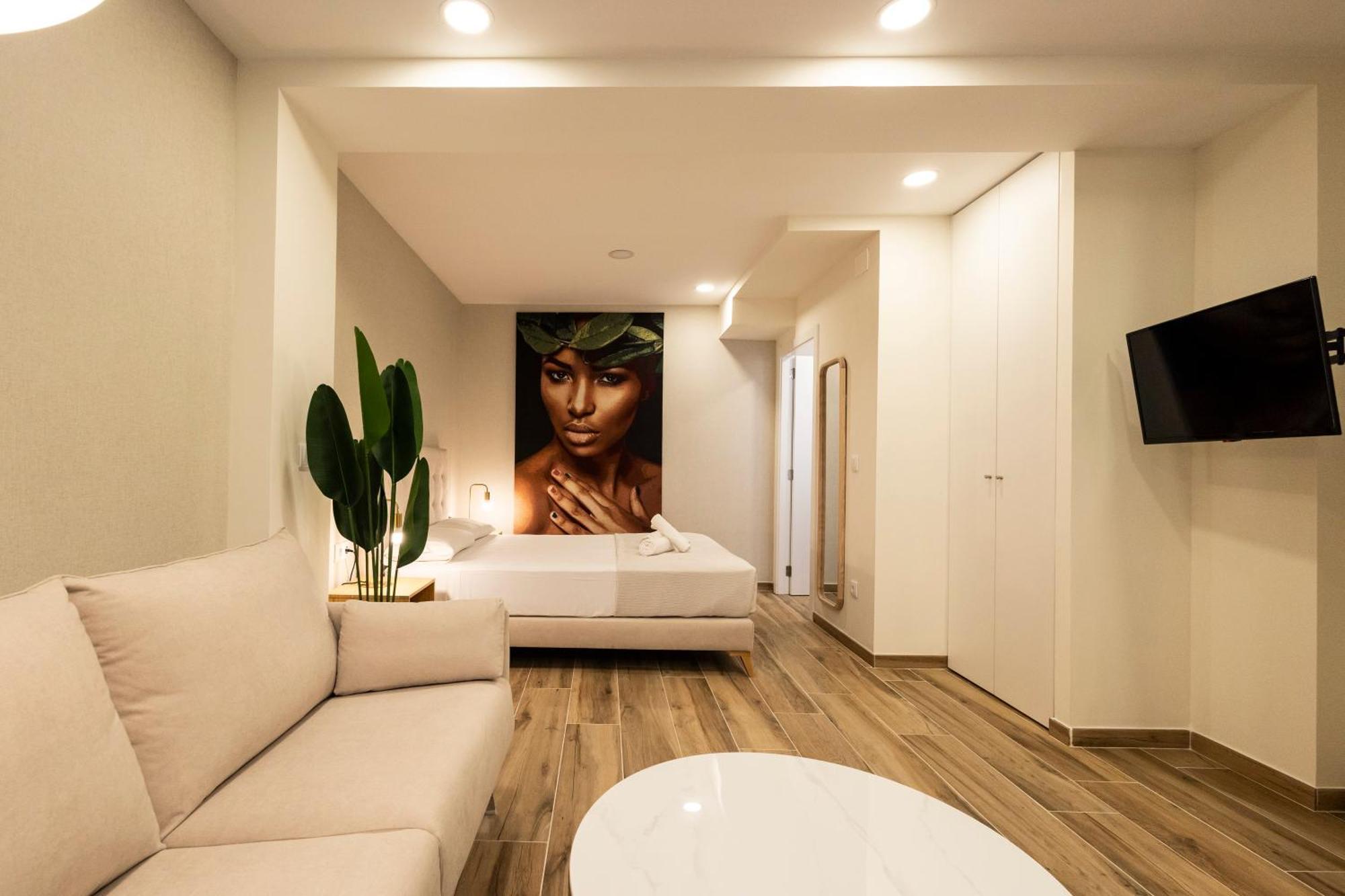 Cortes Suites By Concept Flats Valencia Exterior foto